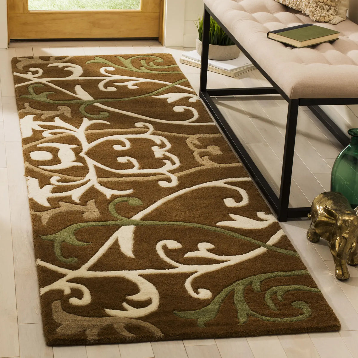 Safavieh Soho 2'-6" x 8'-0" Rug in Brown / Multi