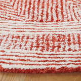 Safavieh Abstract 6'-0" x 6'-0" Rug in Ivory / Red