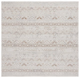 Safavieh Hanna 6'-7" x 6'-7" Rug in Ivory / Beige