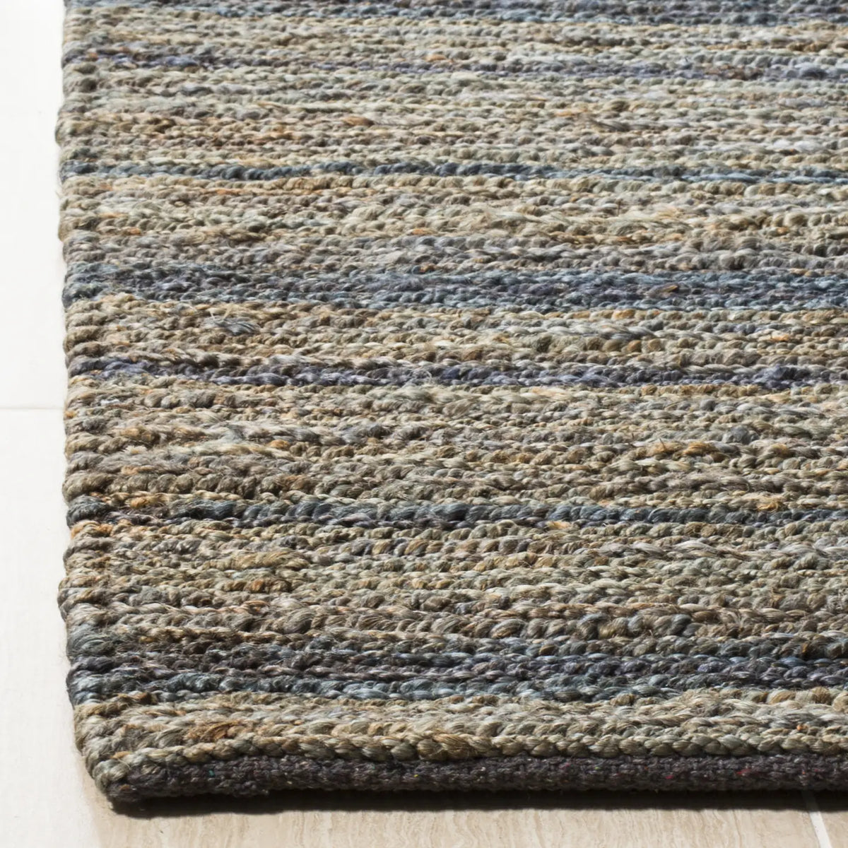 Safavieh Organic 4'-0" x 6'-0" Rug in Blue