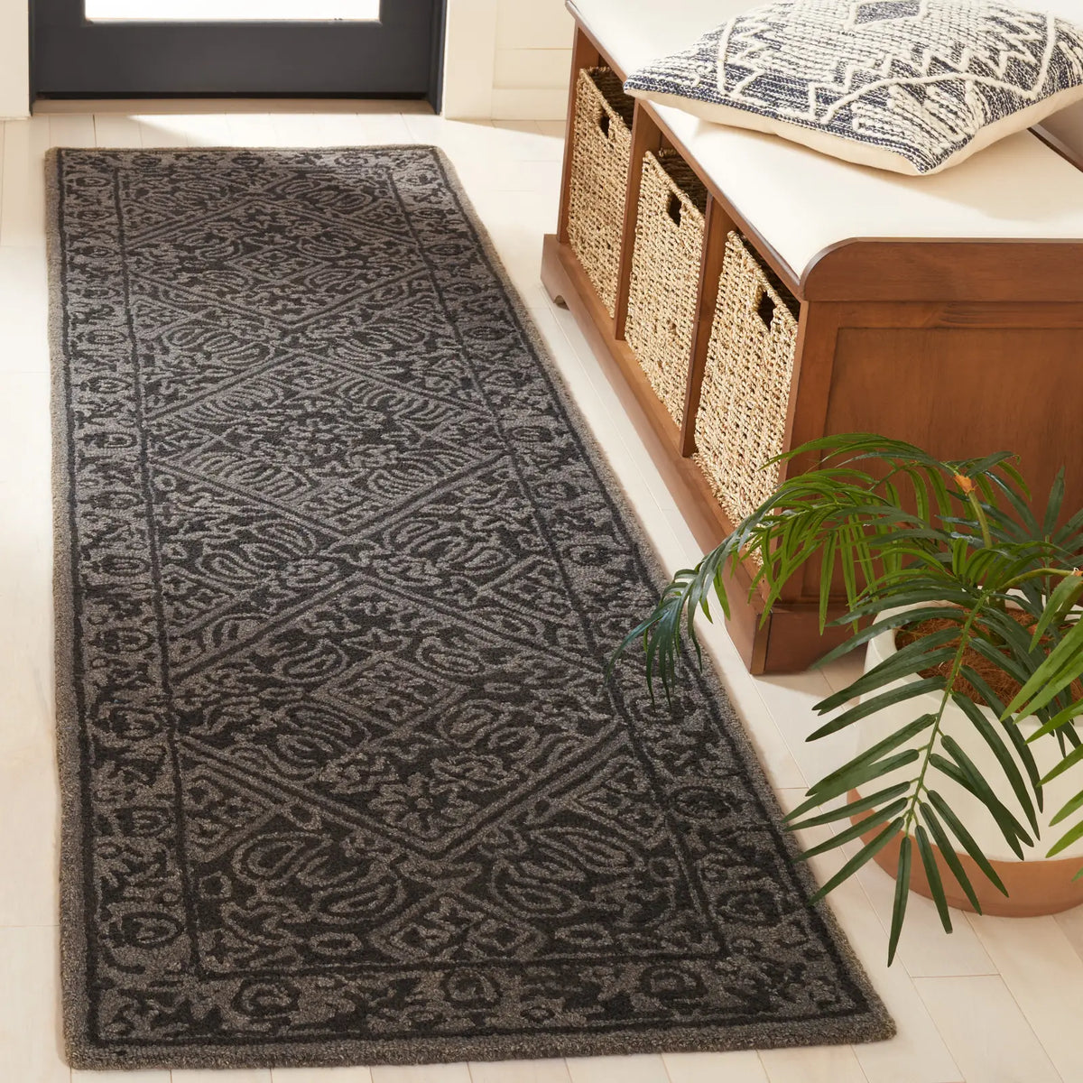 Safavieh Dip Dye 2'-3" x 8'-0" Rug in Dark Grey