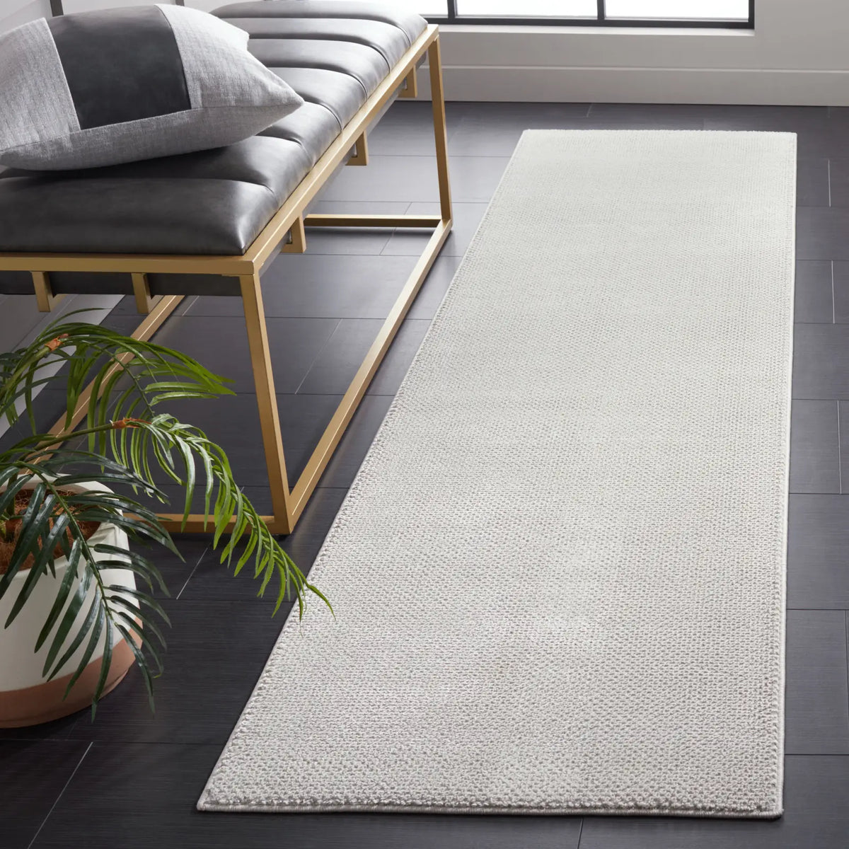Safavieh Continental 2'-2" x 8'-0" Rug in Grey