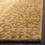 Safavieh Antiquity 5'-0" x 8'-0" Rug in Gold / Beige