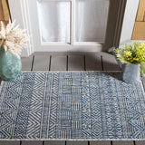 Safavieh Courtyard 2'-0" x 3'-7" Rug in Grey / Navy