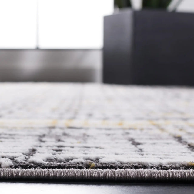 Safavieh Amelia 4'-5" x 6'-5" Rug in Charcoal / Gold
