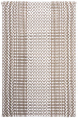 Safavieh Montauk 5'-0" x 8'-0" Rug in Taupe / Ivory