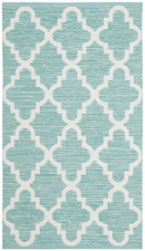 Safavieh Montauk 2'-3" x 3'-9" Rug in Teal / Ivory