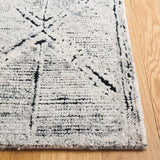 Safavieh Kenya 4'-0" x 6'-0" Rug in Ivory / Black