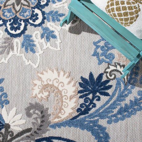 Safavieh Cabana 4'-5" x 6'-5" Rug in Grey / Blue