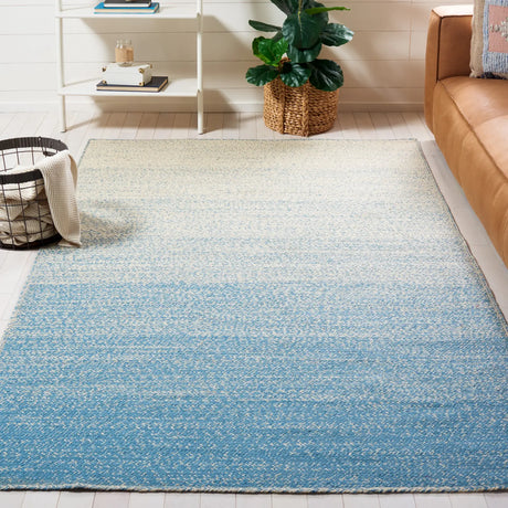 Safavieh Natural Fiber 5'-0" x 8'-0" Rug in Natural / Light Blue