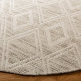 Safavieh Marbella 6'-0" x 6'-0" Rug in Light Brown / Ivory
