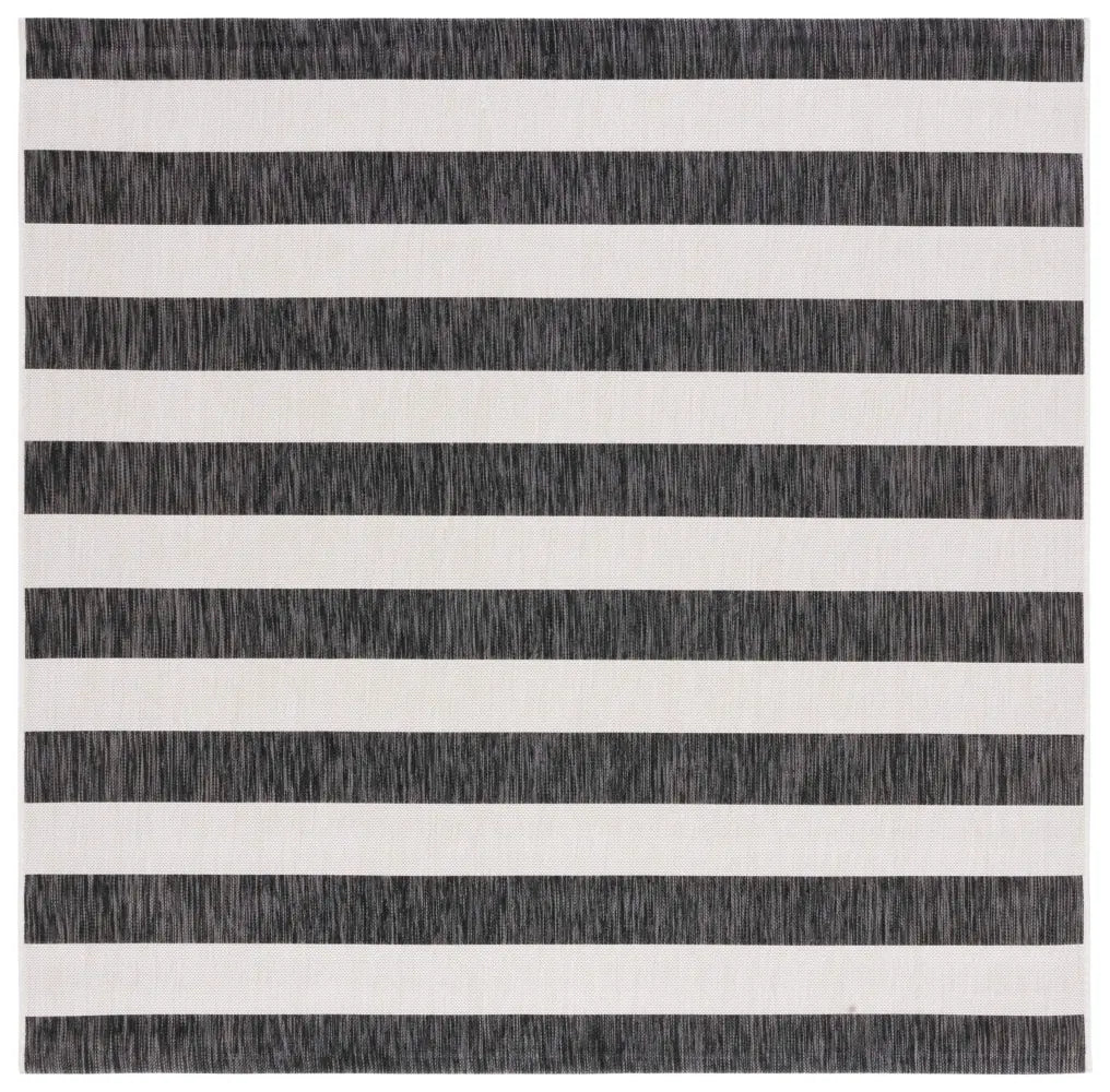 Safavieh Courtyard 6'-7" x 6'-7" Rug in Ivory / Black