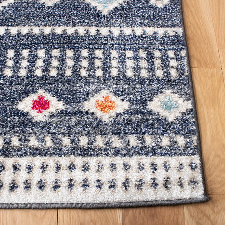 Safavieh Adirondack 4'-0" x 6'-0" Rug in Grey / Ivory