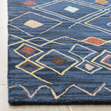 Safavieh Suzani 4'-0" x 6'-0" Rug in Blue / Multi