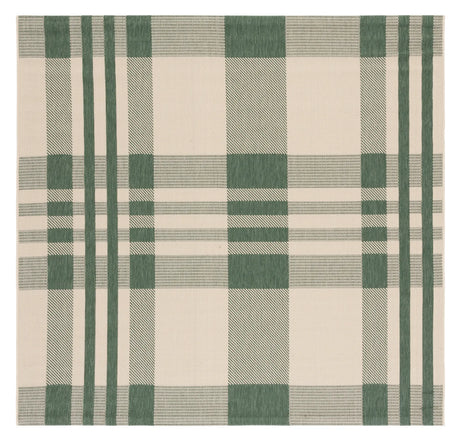 Safavieh Courtyard 6'-7" x 6'-7" Rug in Green / Beige