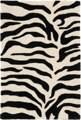 Safavieh Soho 2'-0" x 3'-0" Rug in Beige / Black
