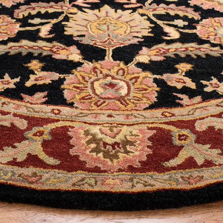 Safavieh Classic 6'-0" x 6'-0" Rug in Navy / Red