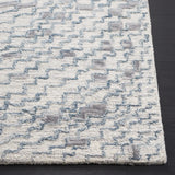 Safavieh Metro 4'-0" x 6'-0" Rug in Grey / Ivory