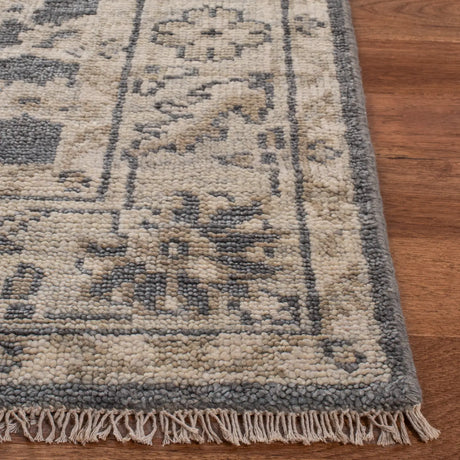 Safavieh Samarkand 6'-0" x 9'-0" Rug in Dark Grey / Beige