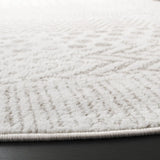 Safavieh Pyramid 5'-3" x 5'-3" Rug in Ivory / Grey