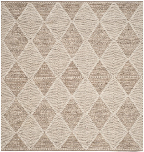 Safavieh Montauk 6'-0" x 6'-0" Rug in Beige