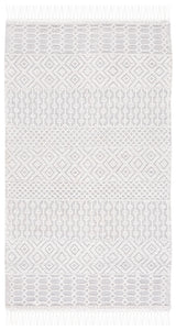 Safavieh Casablanca 4'-0" x 6'-0" Rug in Grey / Ivory