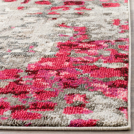 Safavieh Monaco 5'-1" x 7'-7" Rug in Grey / Fuchsia