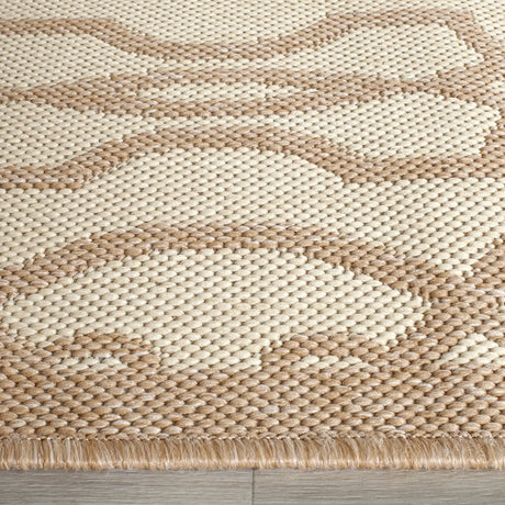 Safavieh Martha Stewart 2'-7" x 8'-2" Rug in Hickory