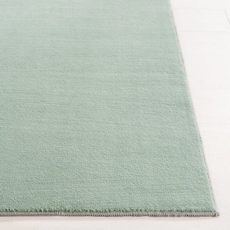Safavieh Loft 300 4'-0" x 6'-0" Rug in Sage