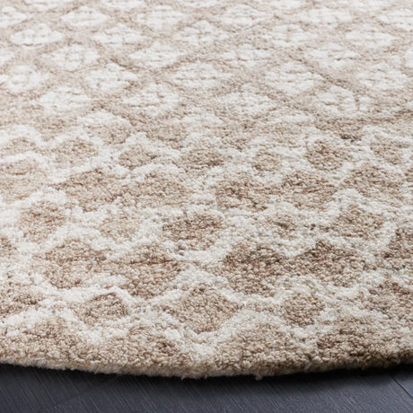 Safavieh Abstract 6'-0" x 6'-0" Rug in Ivory / Brown