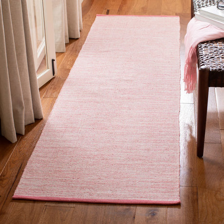 Safavieh Montauk 2'-3" x 8'-0" Rug in Pink / Fuchsia