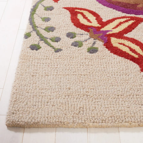 Safavieh Blossom 4'-0" x 6'-0" Rug in Beige / Multi