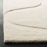 Safavieh Cambridge 4'-0" x 6'-0" Rug in Ivory / Ivory