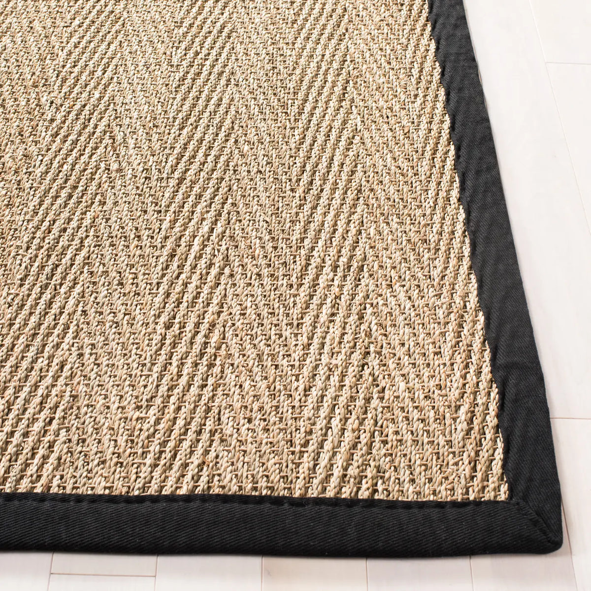 Safavieh Natural Fiber 5'-0" x 8'-0" Rug in Natural / Black