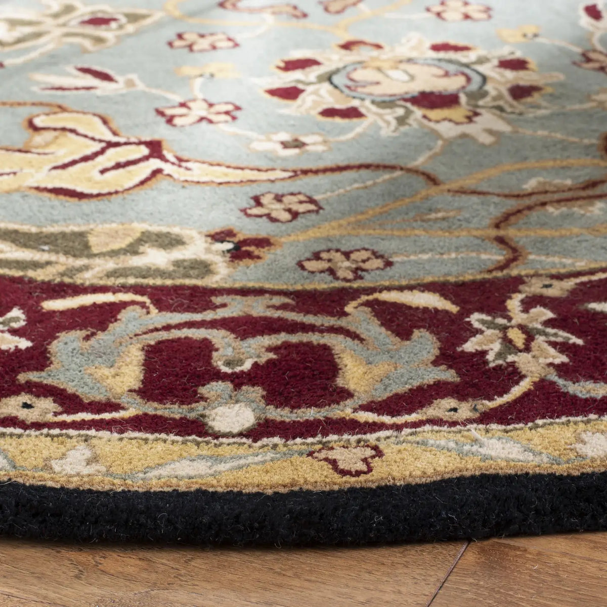 Safavieh Heritage 6'-0" x 6'-0" Rug in Light Blue / Red