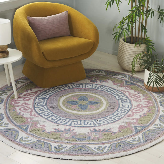 Safavieh Savonnerie 6'-0" x 6'-0" Rug in Ivory / Beige