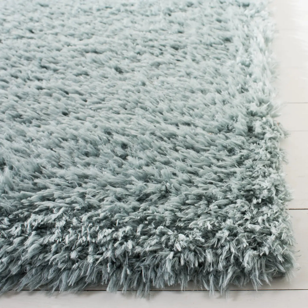 Safavieh Madrid Shag 200 4'-0" x 6'-0" Rug in Aqua