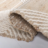 Safavieh Kilim 4'-0" x 6'-0" Rug in Natural