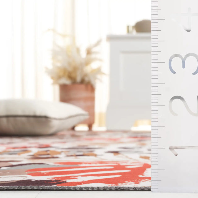 Safavieh Malibu 4'-0" x 6'-0" Rug in Ivory / Rust