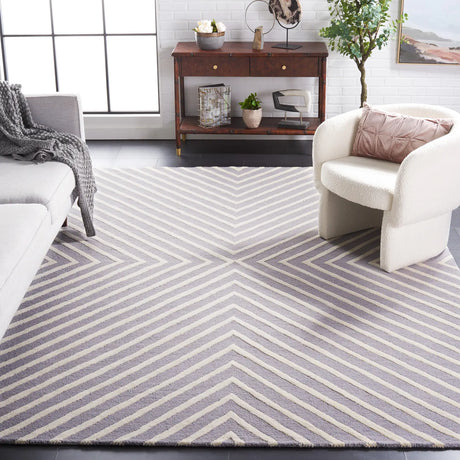 Safavieh Cambridge 10'-0" x 14'-0" Rug in Silver / Ivory