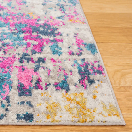 Safavieh Madison 4'-0" x 6'-0" Rug in Ivory / Blue