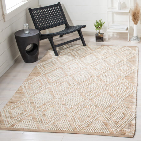 Safavieh Natura 4'-0" x 6'-0" Rug in Natural / Ivory