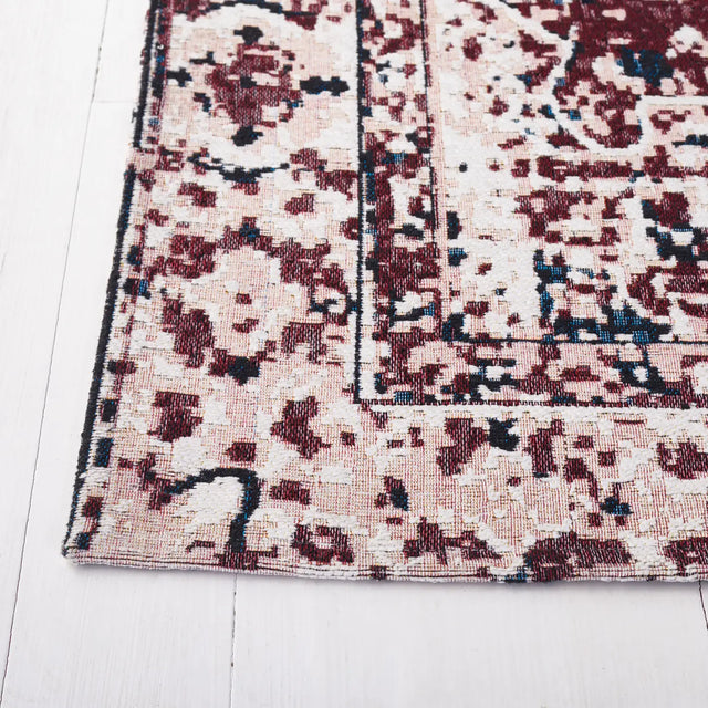 Safavieh Easy Care 4'-0" x 6'-0" Rug in Red / Navy