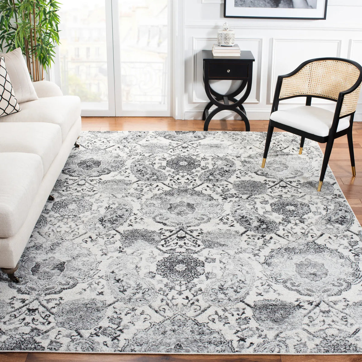 Safavieh Madison 10'-0" x 14'-0" Rug in Cream / Silver