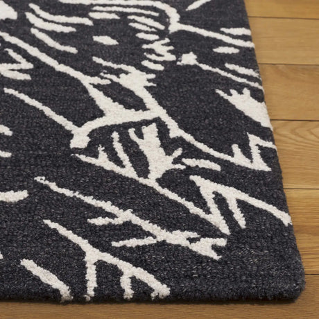 Safavieh Jardin 4'-0" x 6'-0" Rug in Black / Ivory