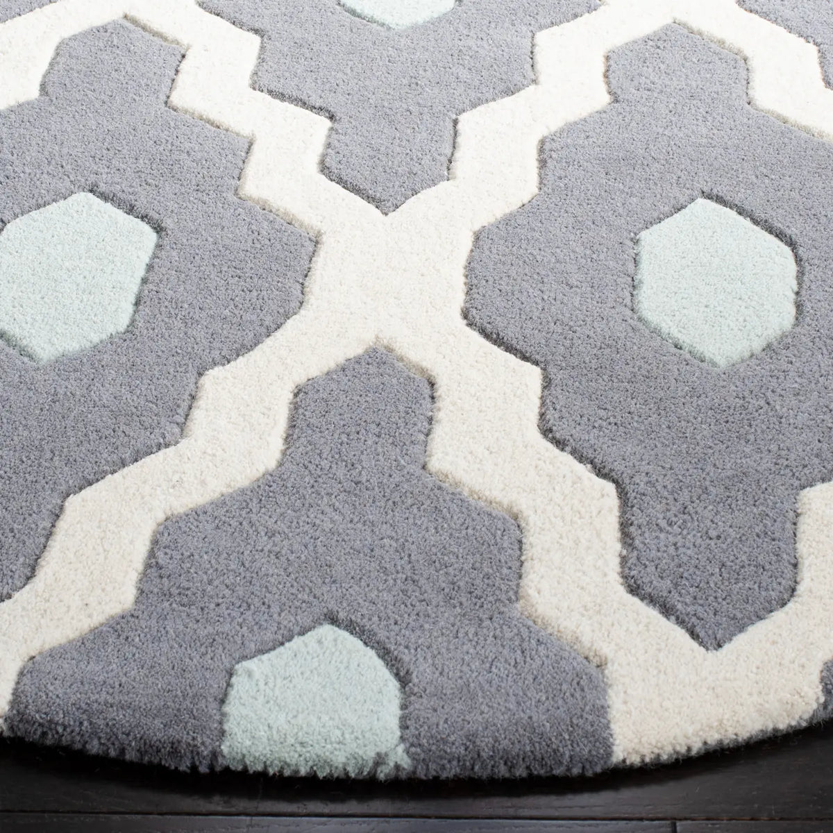 Safavieh Chatham 5'-0" x 5'-0" Rug in Ivory / Dark Grey