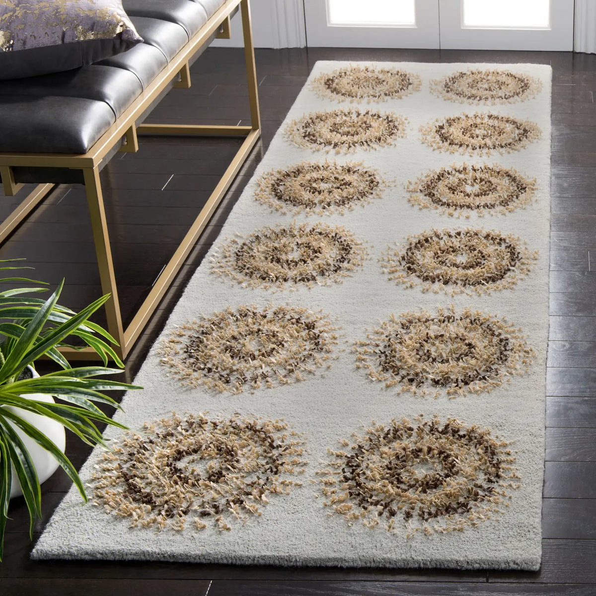 Safavieh Soho 2'-6" x 8'-0" Rug in Light Blue / Multi