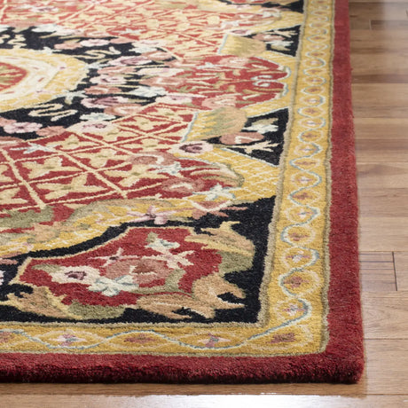 Safavieh Classic 4'-0" x 6'-0" Rug in Burgundy / Black
