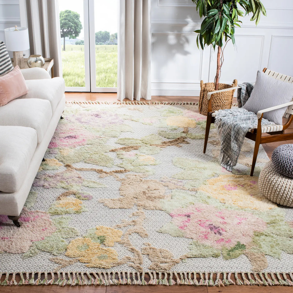 Safavieh Kenya 6'-0" x 9'-0" Rug in Pink / Grey