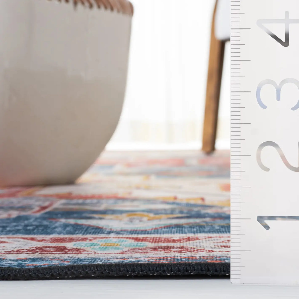 Safavieh Tucson 5'-0" x 8'-0" Rug in Blue / Rust